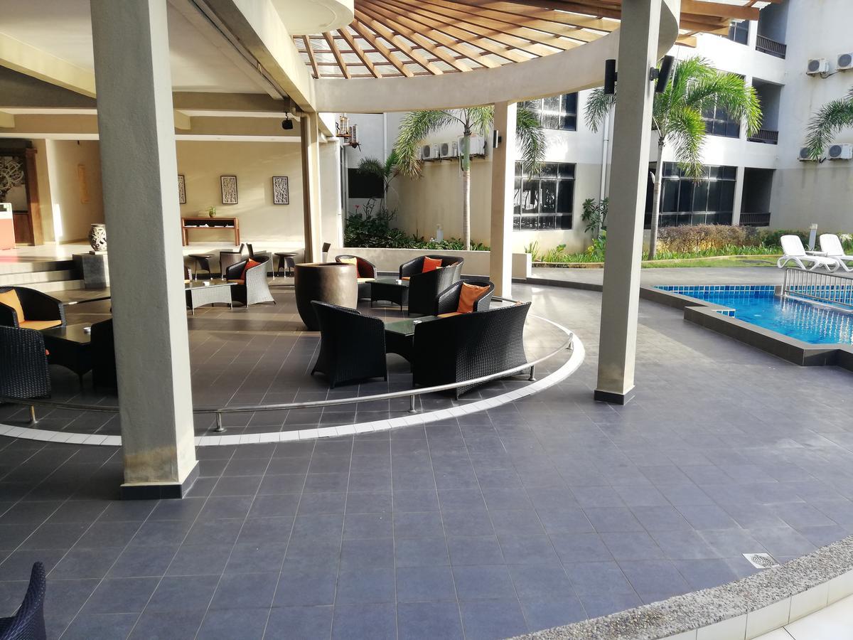 Studio At Samsuria Beach Resort Kampung Sungai Ular Экстерьер фото